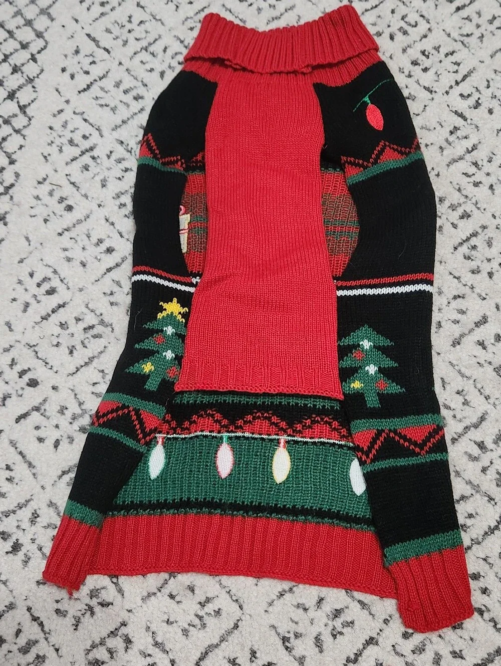 Merry Woofmas Christmas Dog Sweater Medium NWT Holiday Pet Outfit